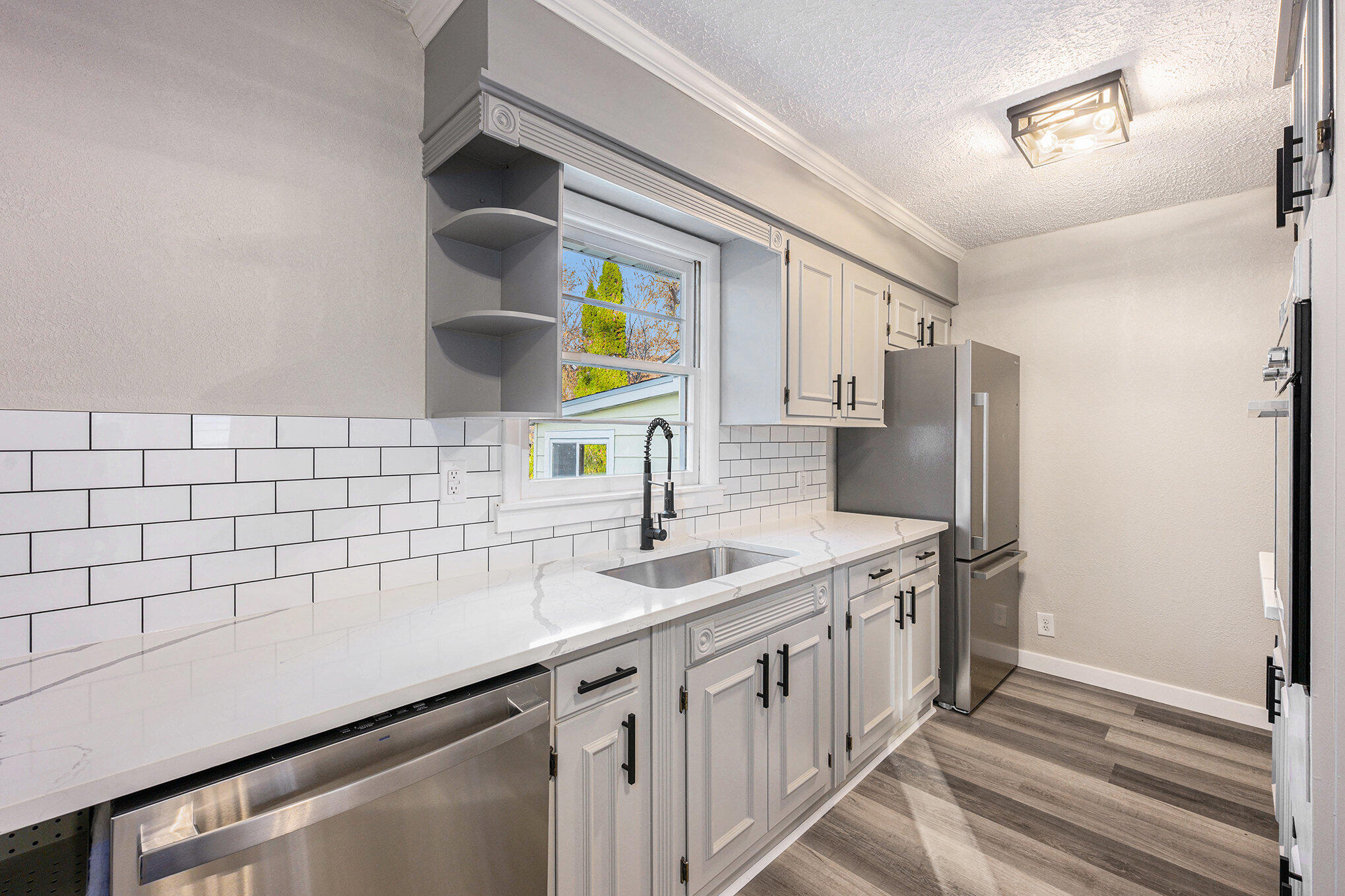 324 Robertson Avenue