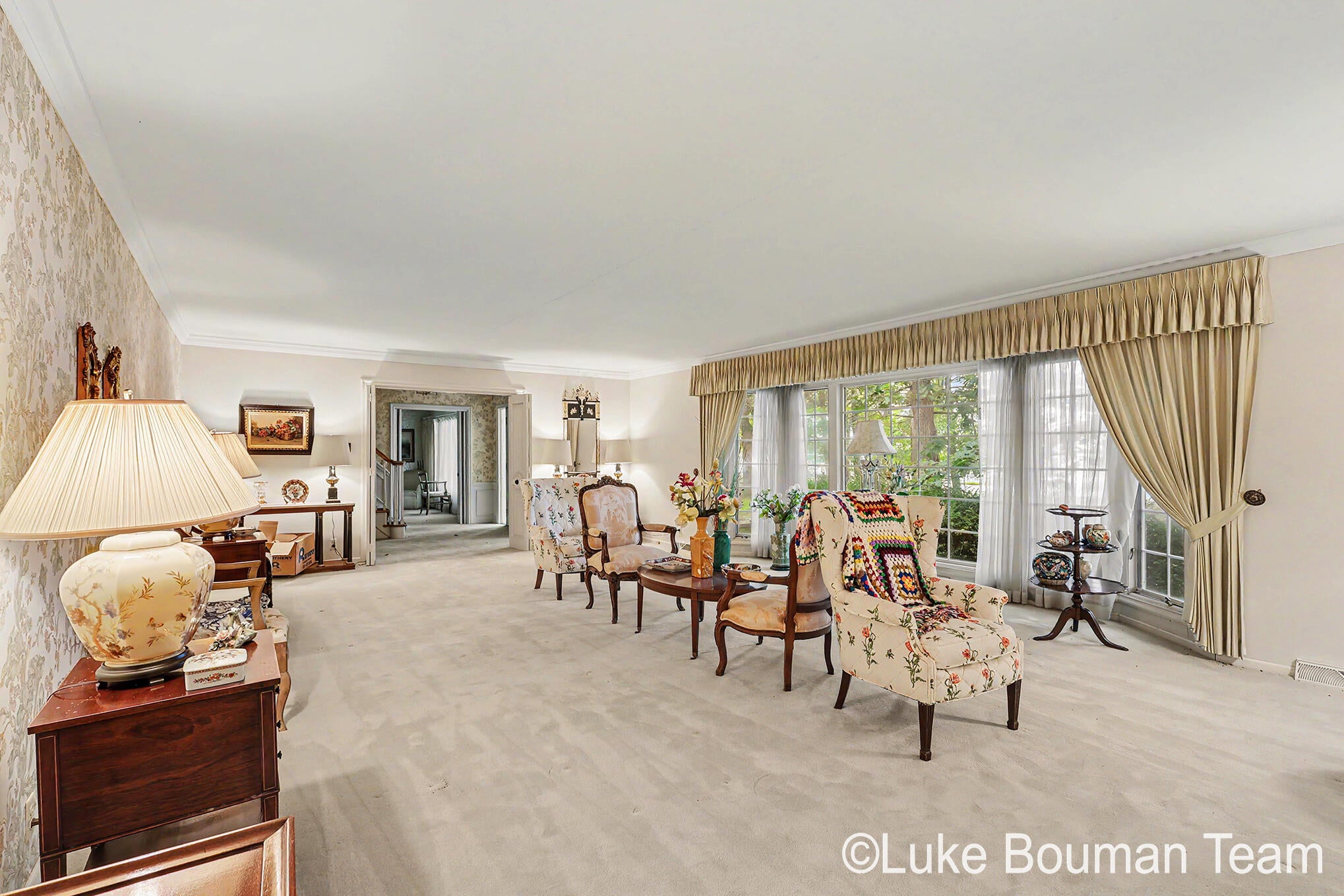 2801 Lakeshore Drive