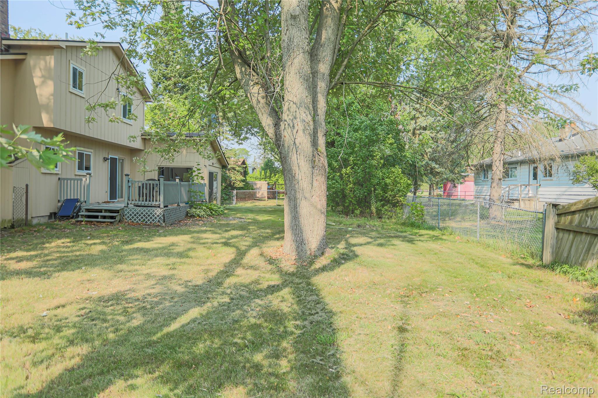 Waterford Charter Township, Michigan 48327, United States, 3 Bedrooms Bedrooms, ,2 BathroomsBathrooms,Residential,Active,185443