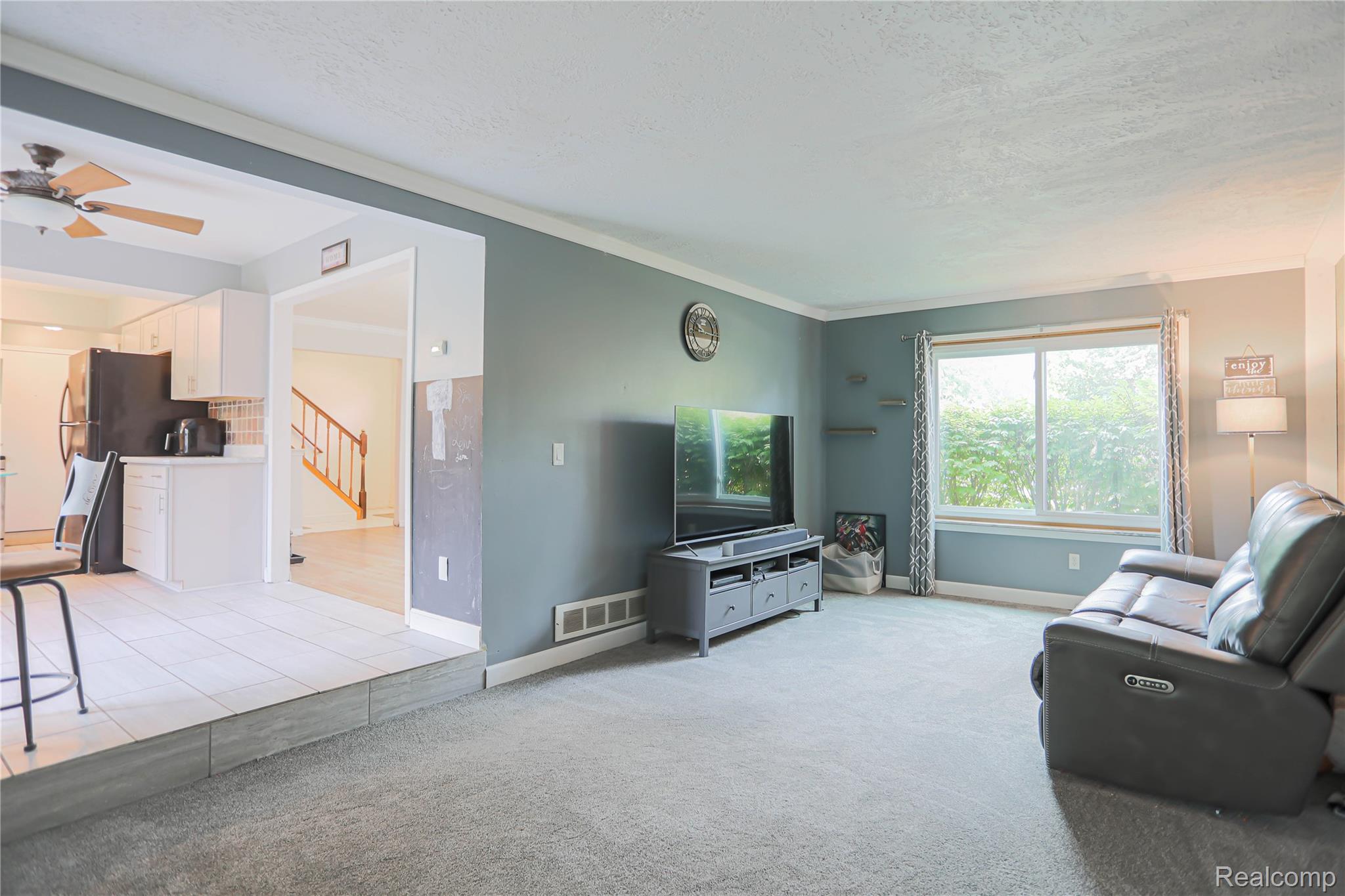 Waterford Charter Township, Michigan 48327, United States, 3 Bedrooms Bedrooms, ,2 BathroomsBathrooms,Residential,Active,185443