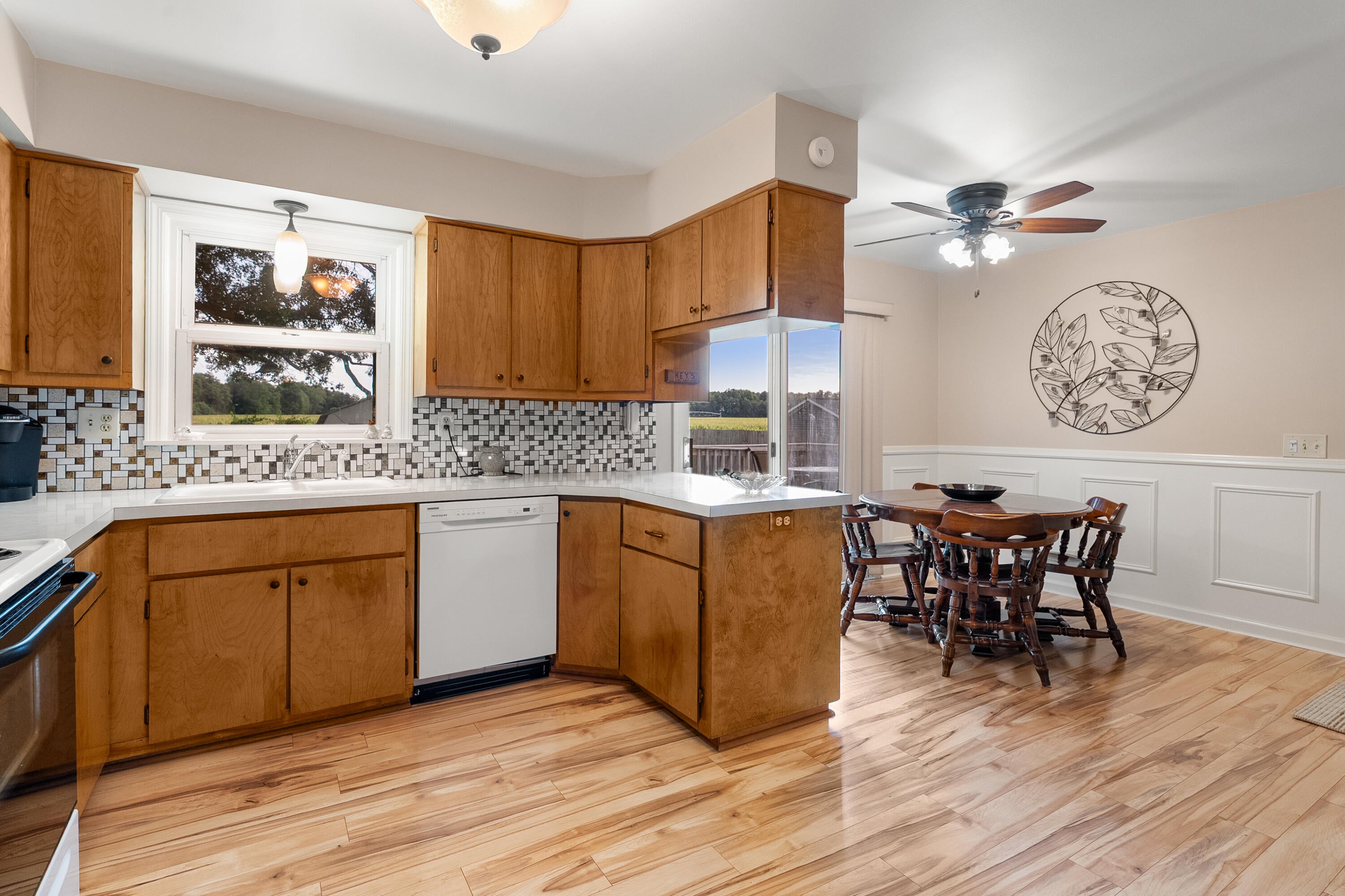 10541 S Sprinkle Road