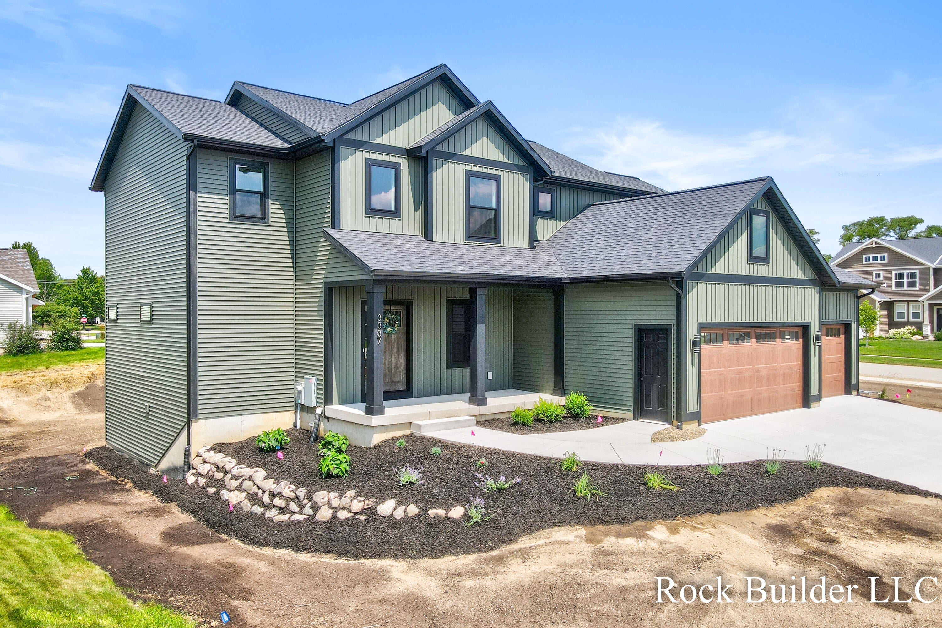 3337 Eagle Peak Drive