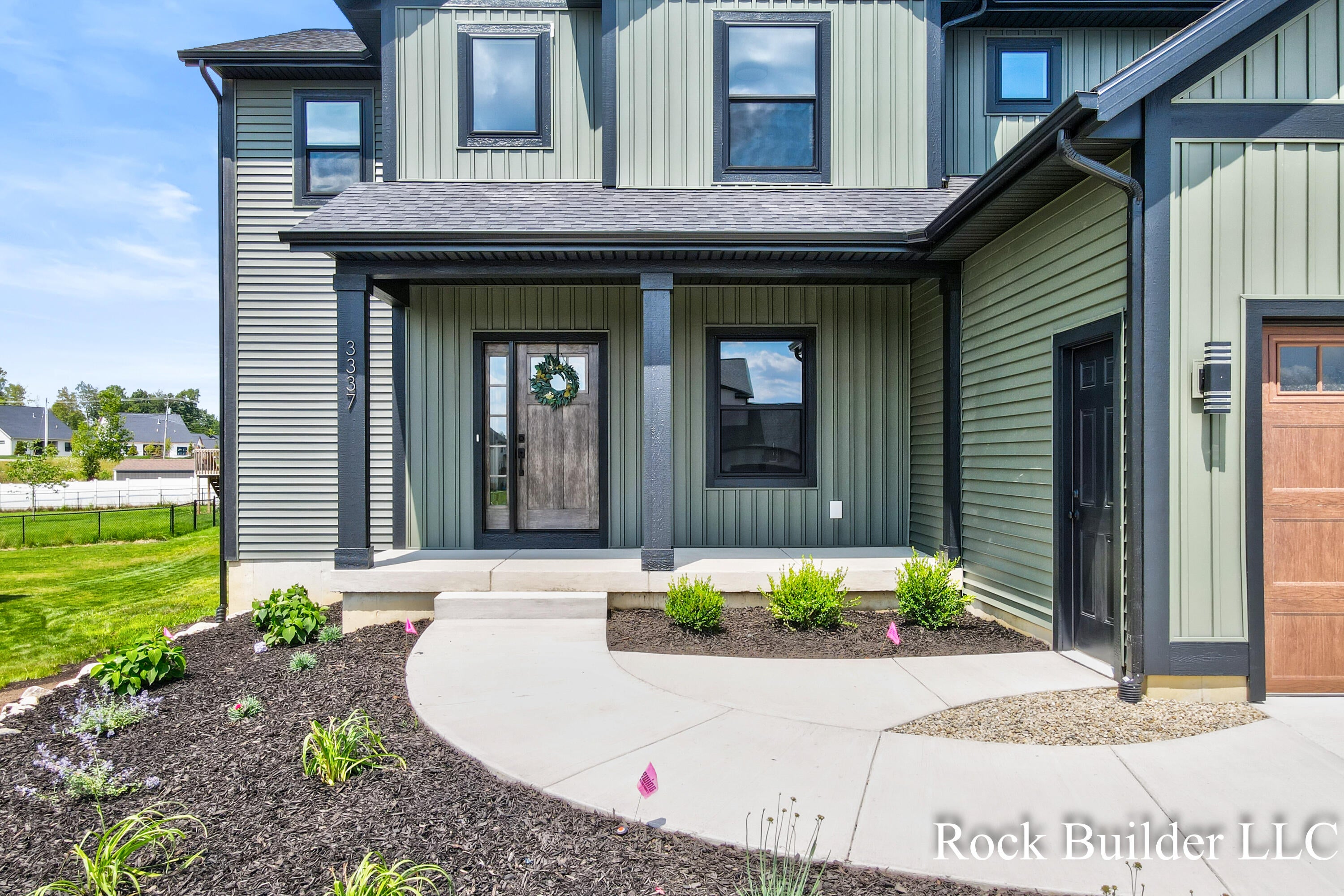 3337 Eagle Peak Drive