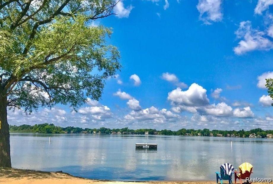 3222 Birchcreek Court