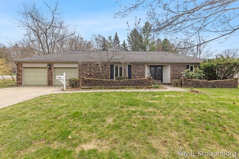 817 N Glenwood Street Hastings City MI 49058