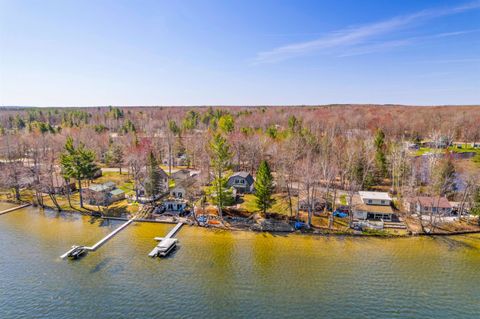 7609 Shore Road, NE Coldsprings Township MI 49659