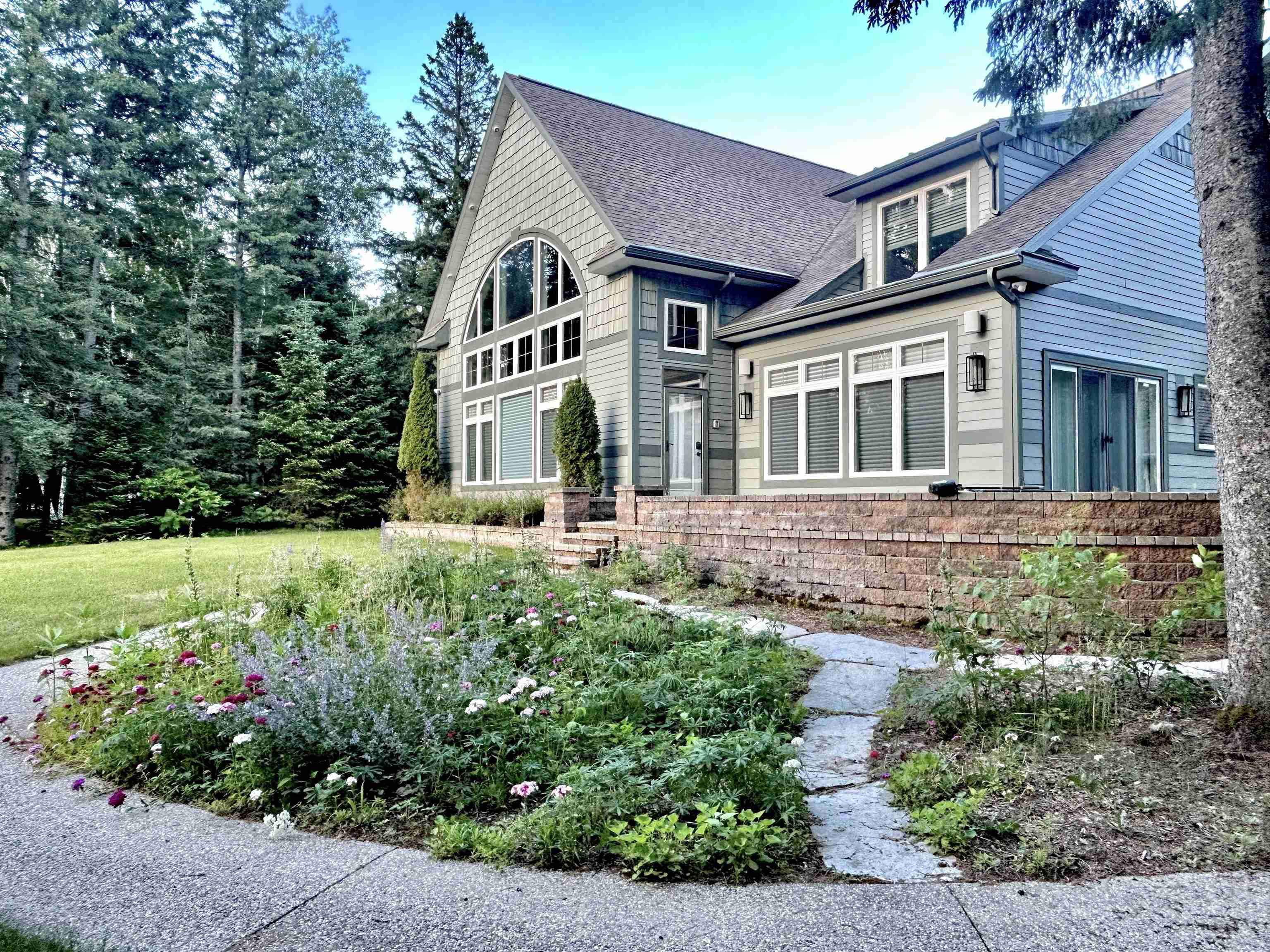 6299&6277 Blue Lake Road, Ne