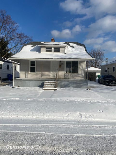 24924 Tuscany Avenue Eastpointe City MI 48021