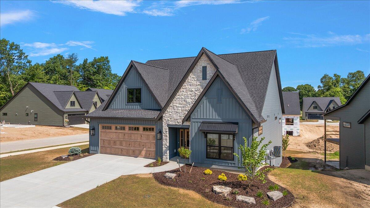 3409 Broadleaf Lane