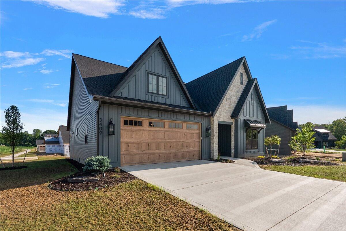 3409 Broadleaf Lane
