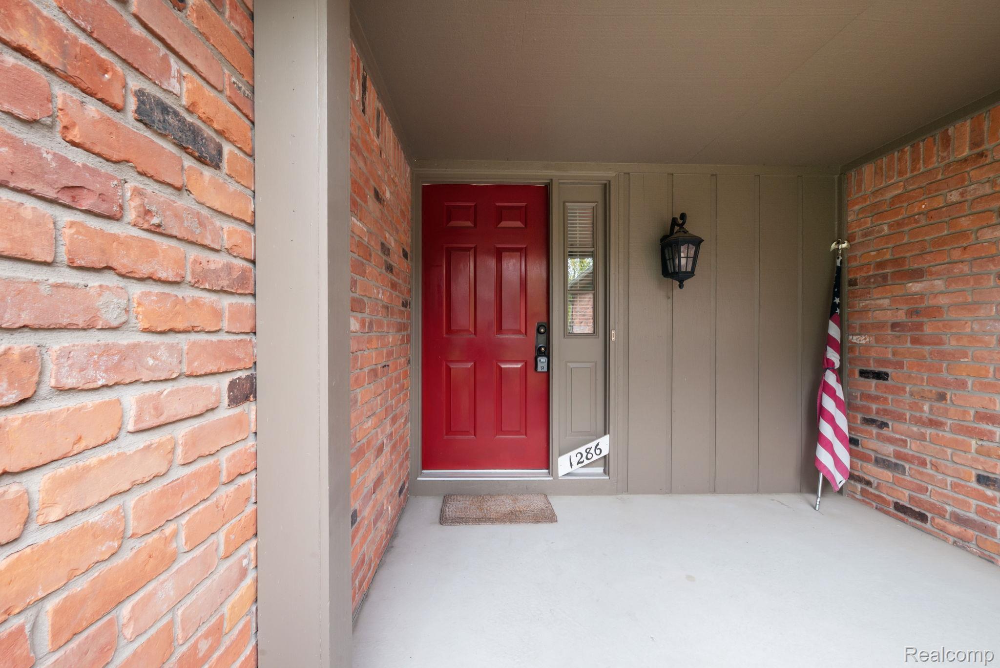 1286 Kinlock Drive