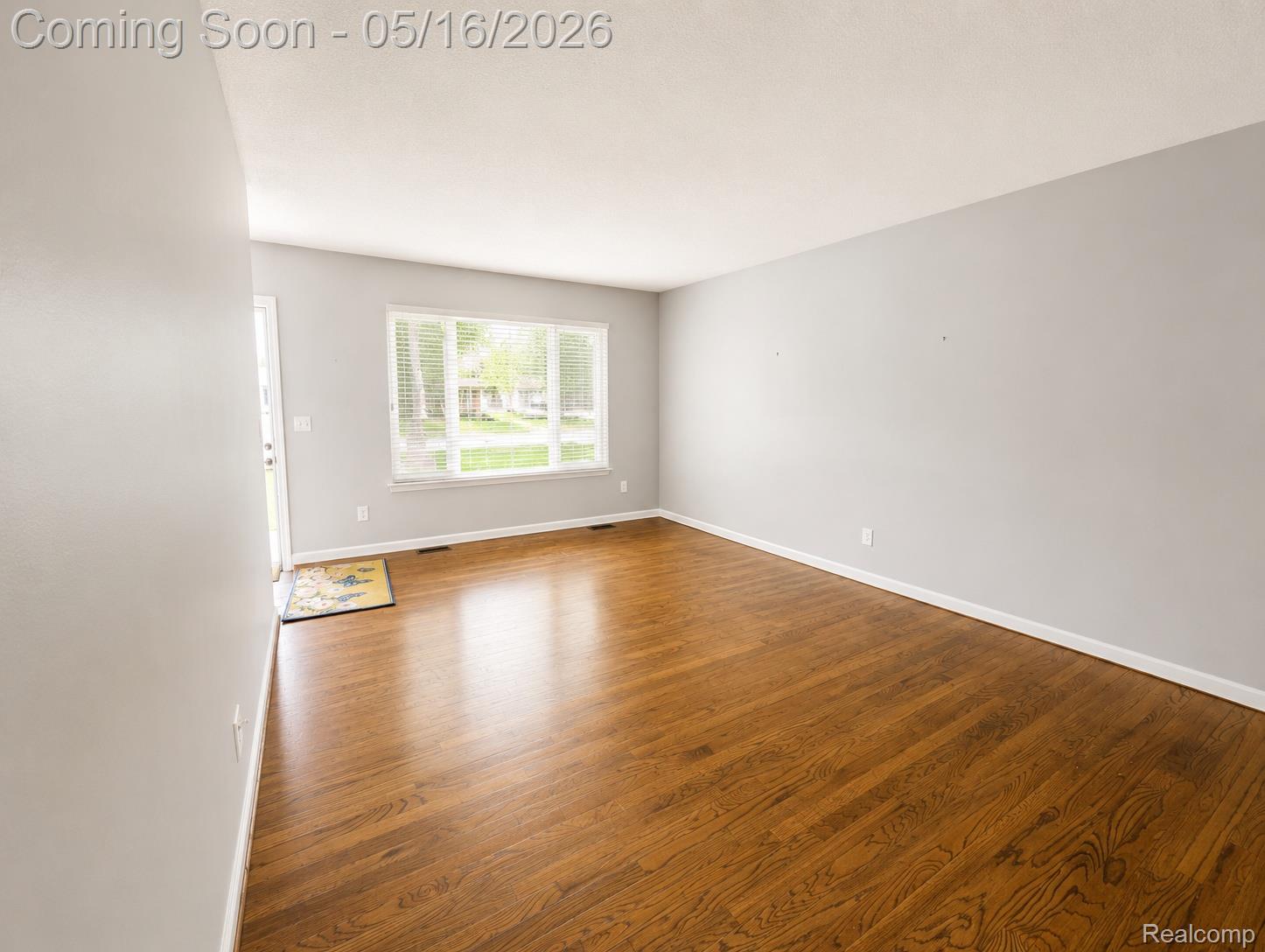 10202 Westlake Street