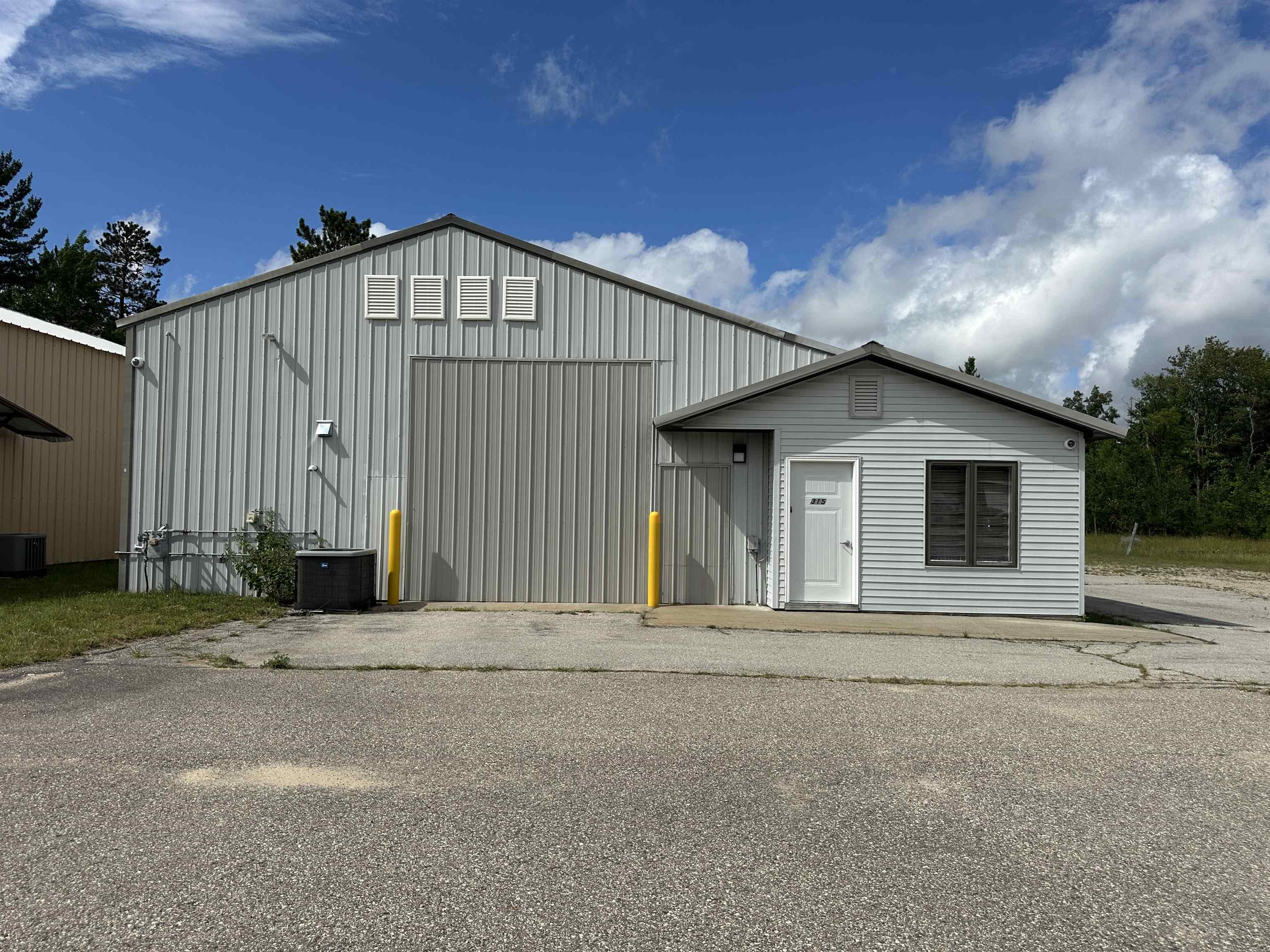 315 E Dresden Street