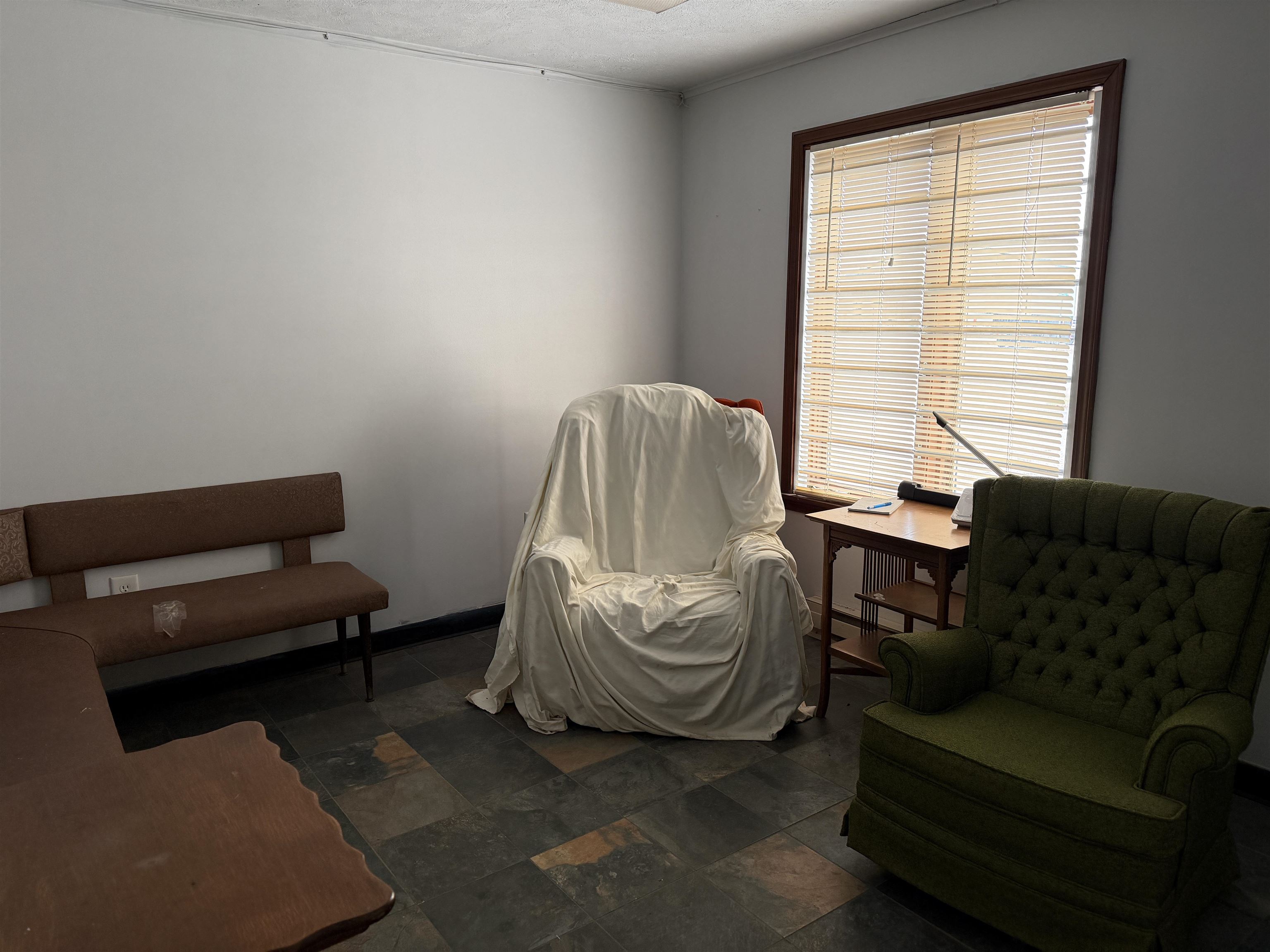 315 E Dresden Street