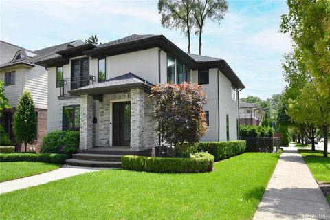 591 Wallace Street Birmingham City MI 48009