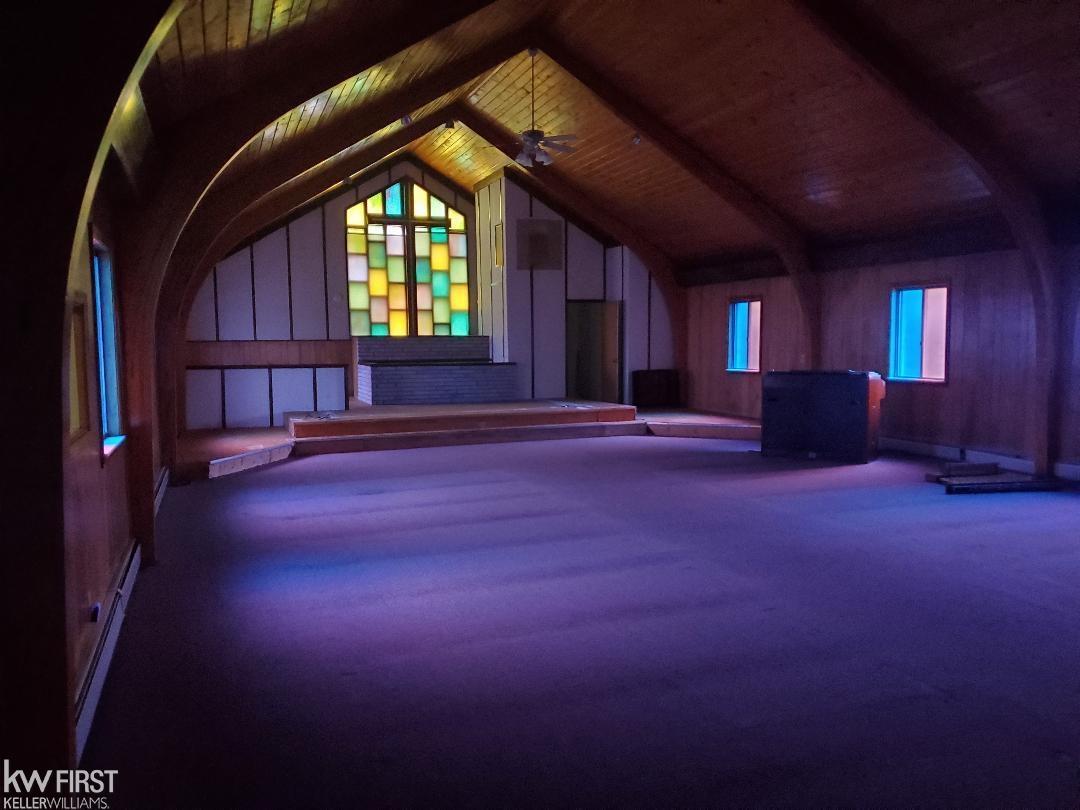 3450 Larchmont Avenue