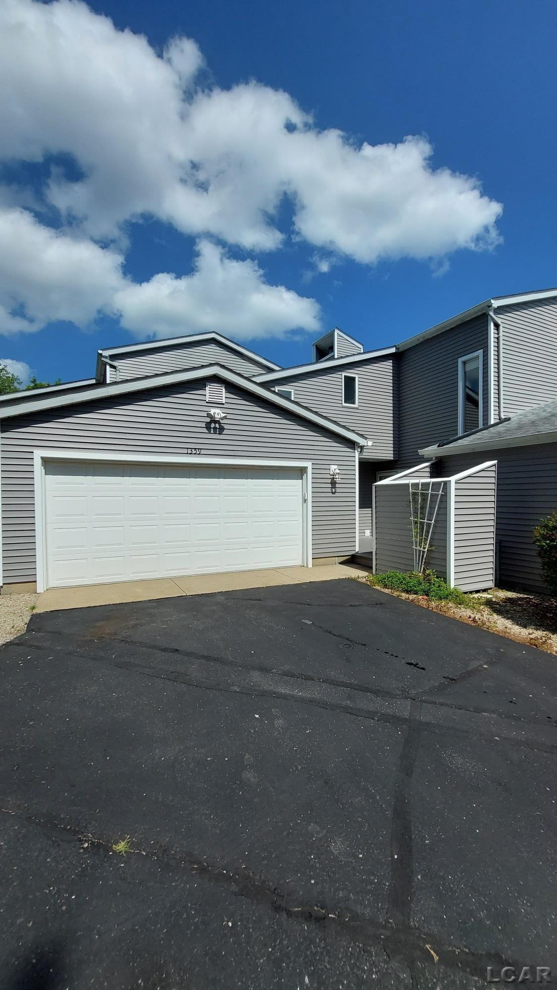 1359 Lake Shore Drive