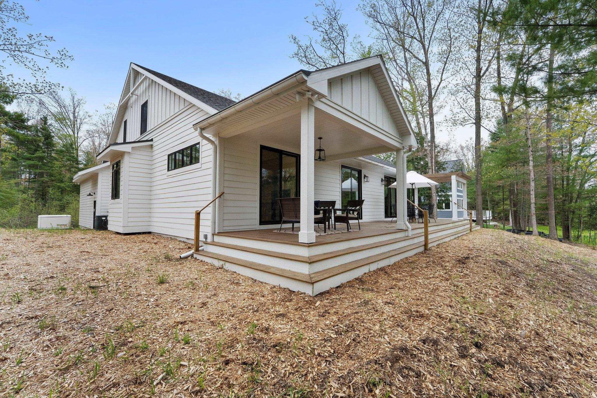 6108 W Crystal Bend