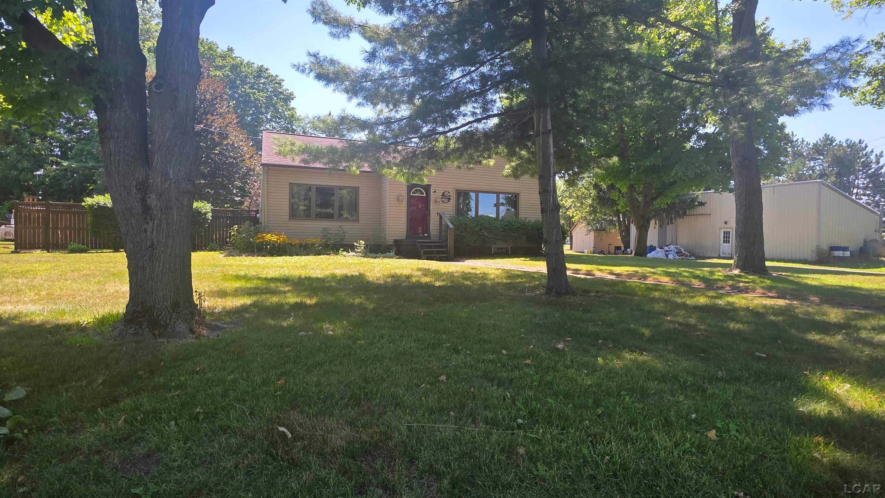 120 W Weston Road