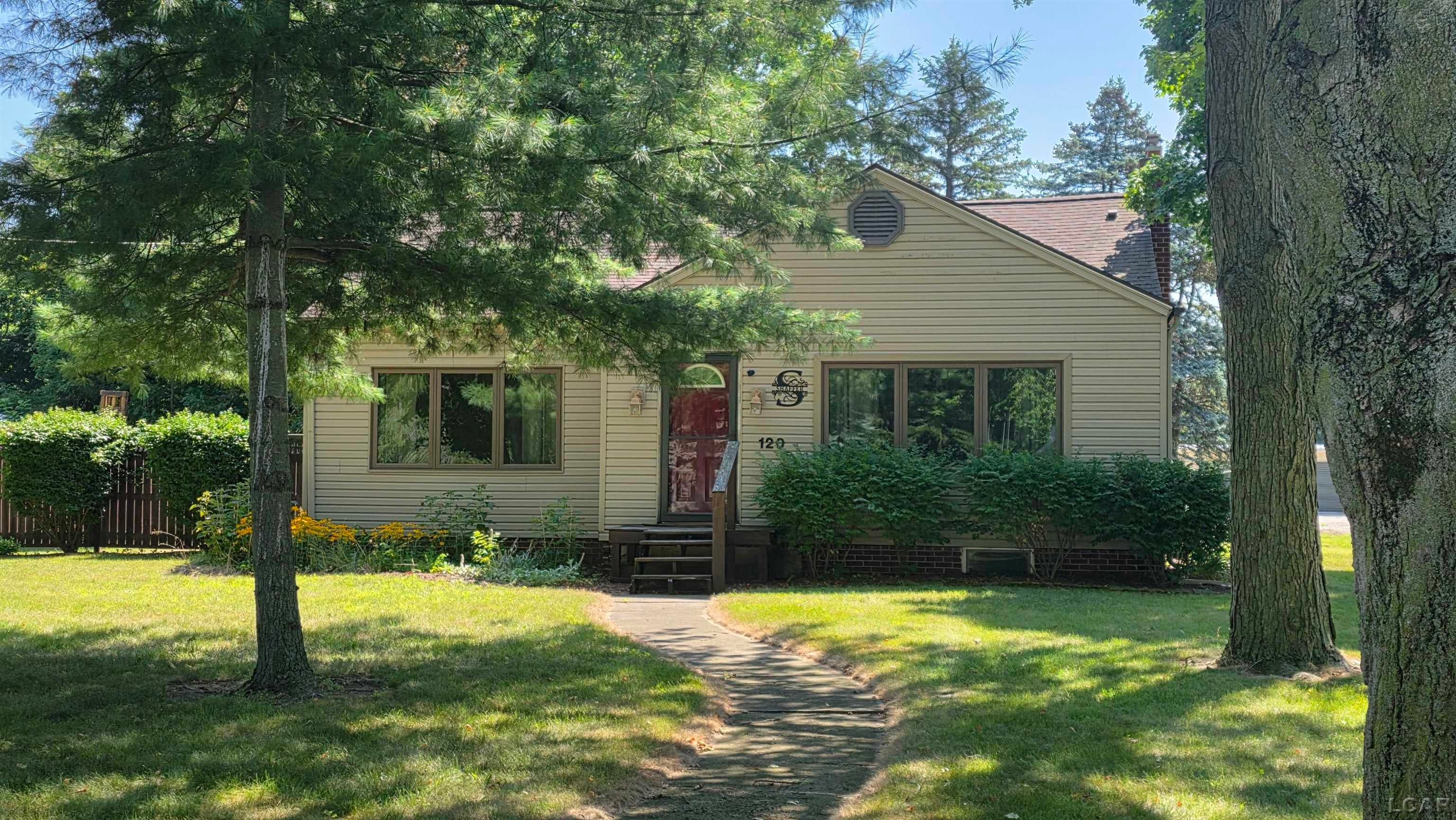120 W Weston Road