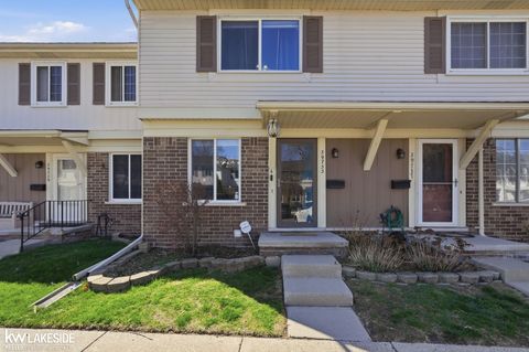 39733 Manor Drive Harrison Charter Township MI 48045