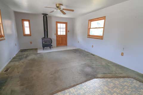 Tiny photo for 17462 Fox, Redford Charter Township, MI 48240 (MLS # 20261066588)