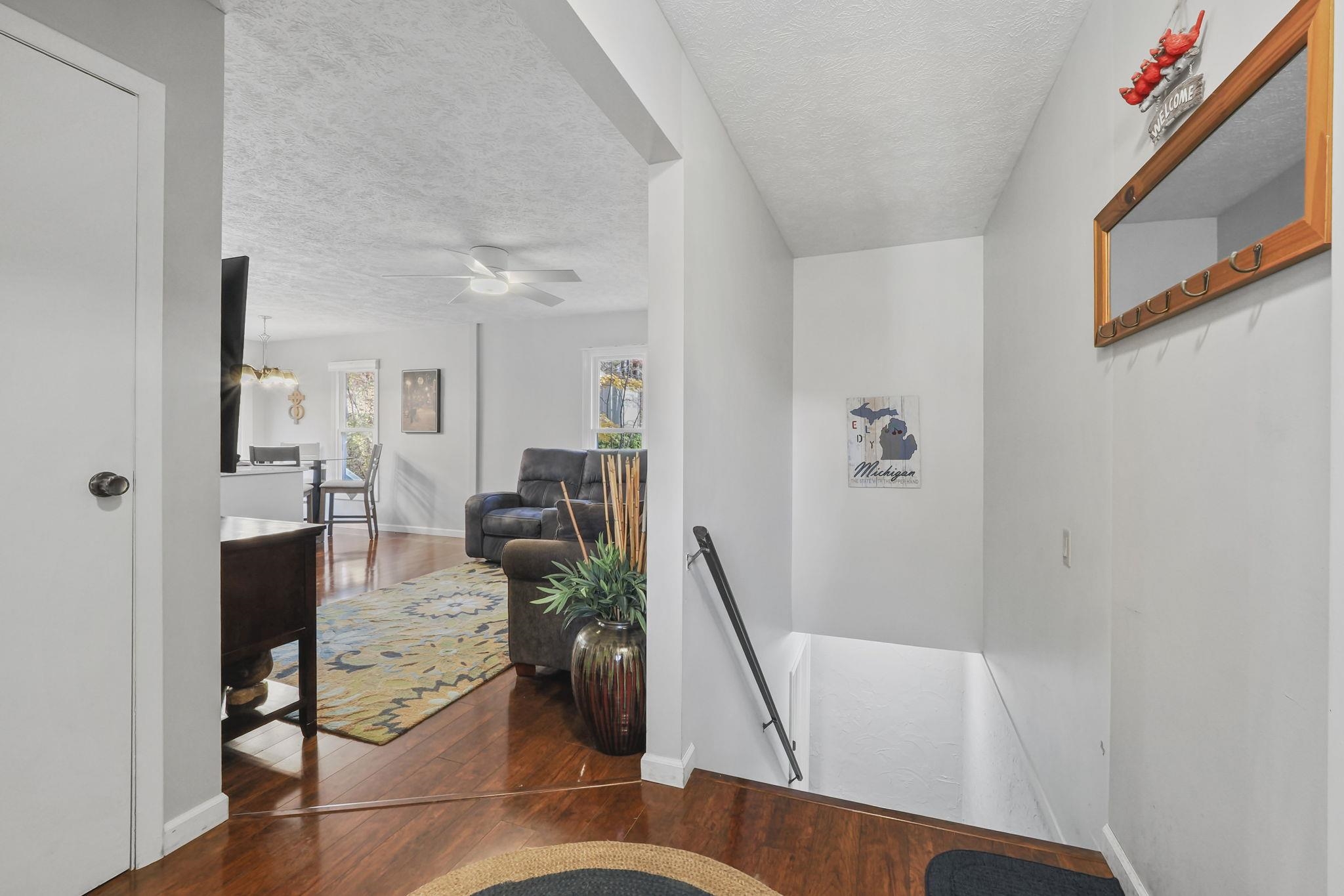 3841 Manchester Road