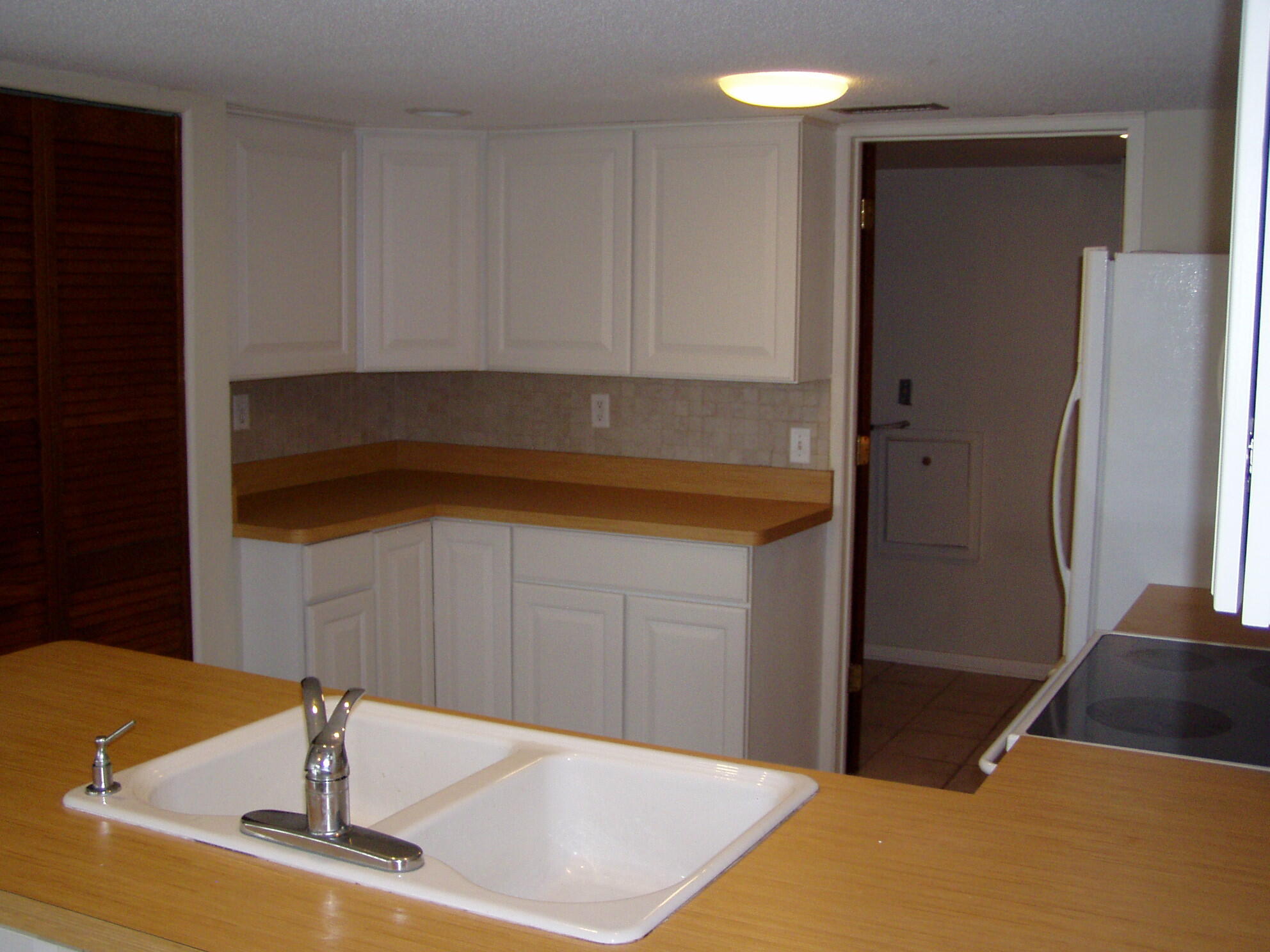 1680 Cliffs Landing 101E 101E