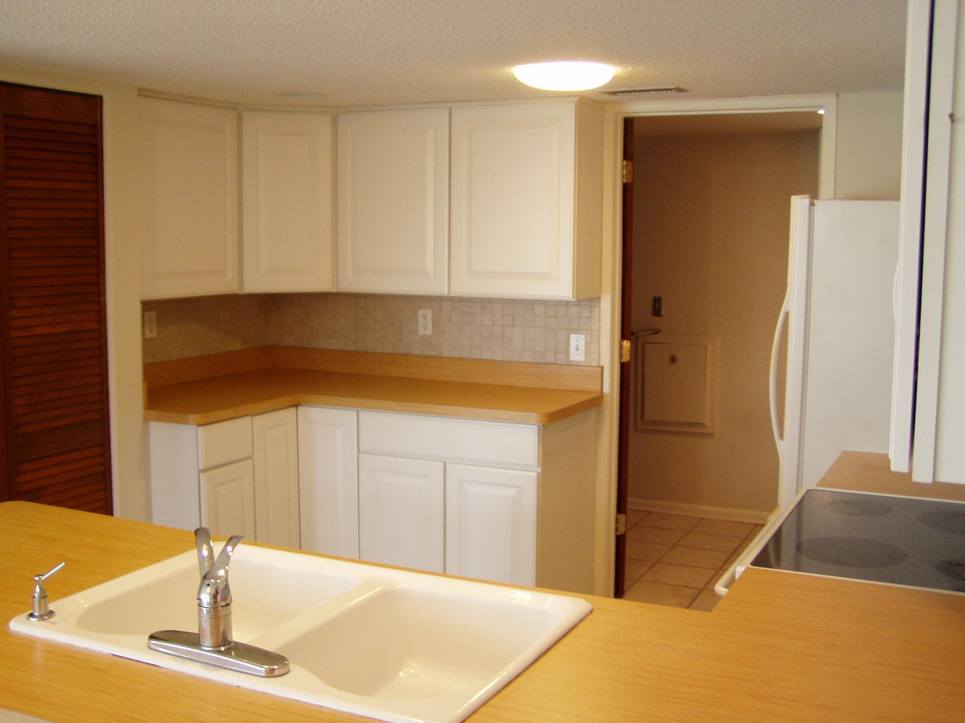 1680 Cliffs Landing 101E 101E