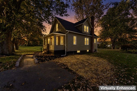 Photo of 11320 Whitehorn Street, Romulus City, MI 48174 (MLS # 20261083900)