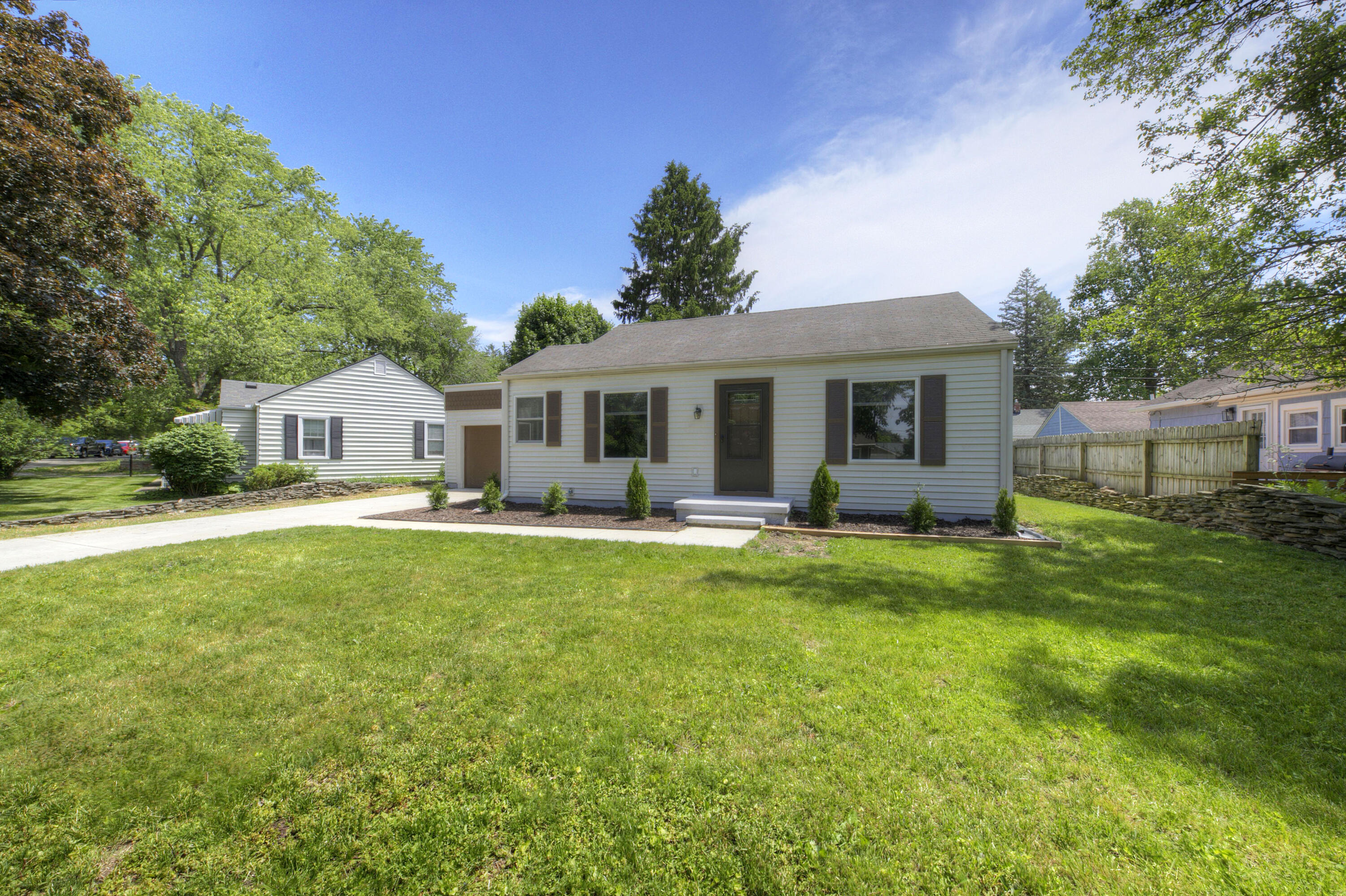 2931 Shady Lane