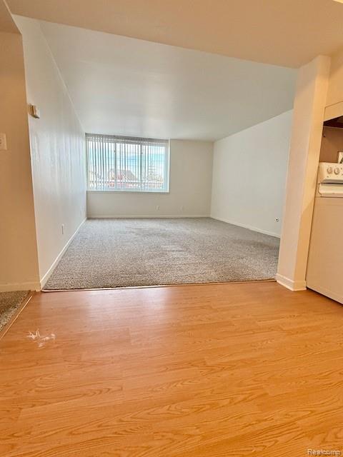 3911 Fort Street 115