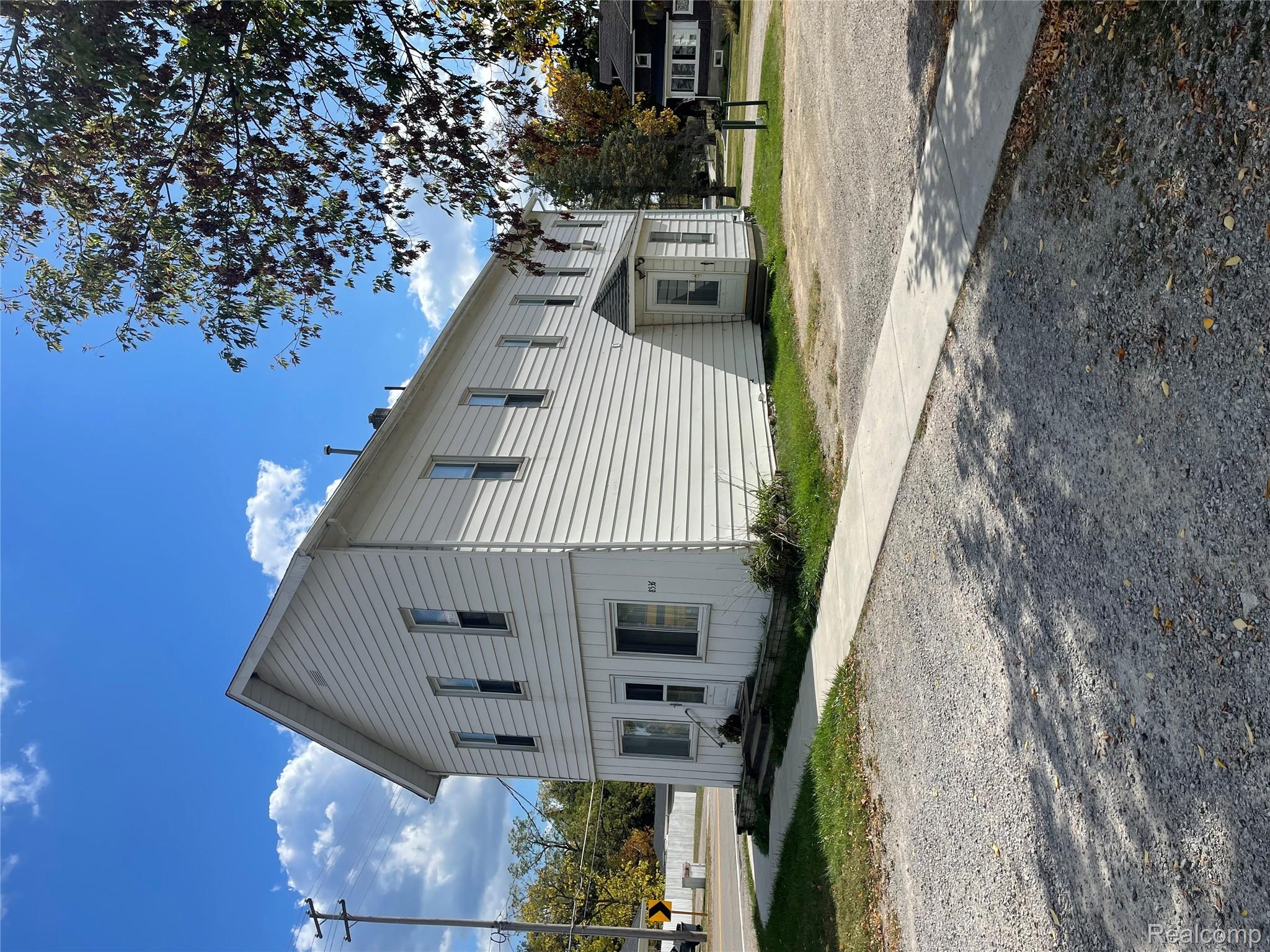 Atlas Township, Michigan 48411, United States, 2 Bedrooms Bedrooms, ,1 BathroomBathrooms,Residential,Active,228276