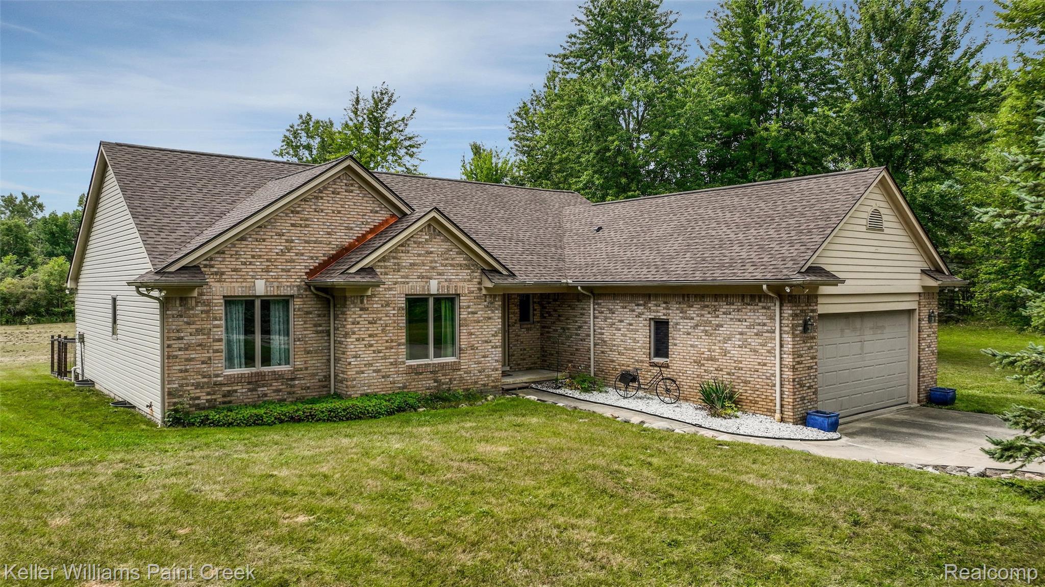 210 Mayfield