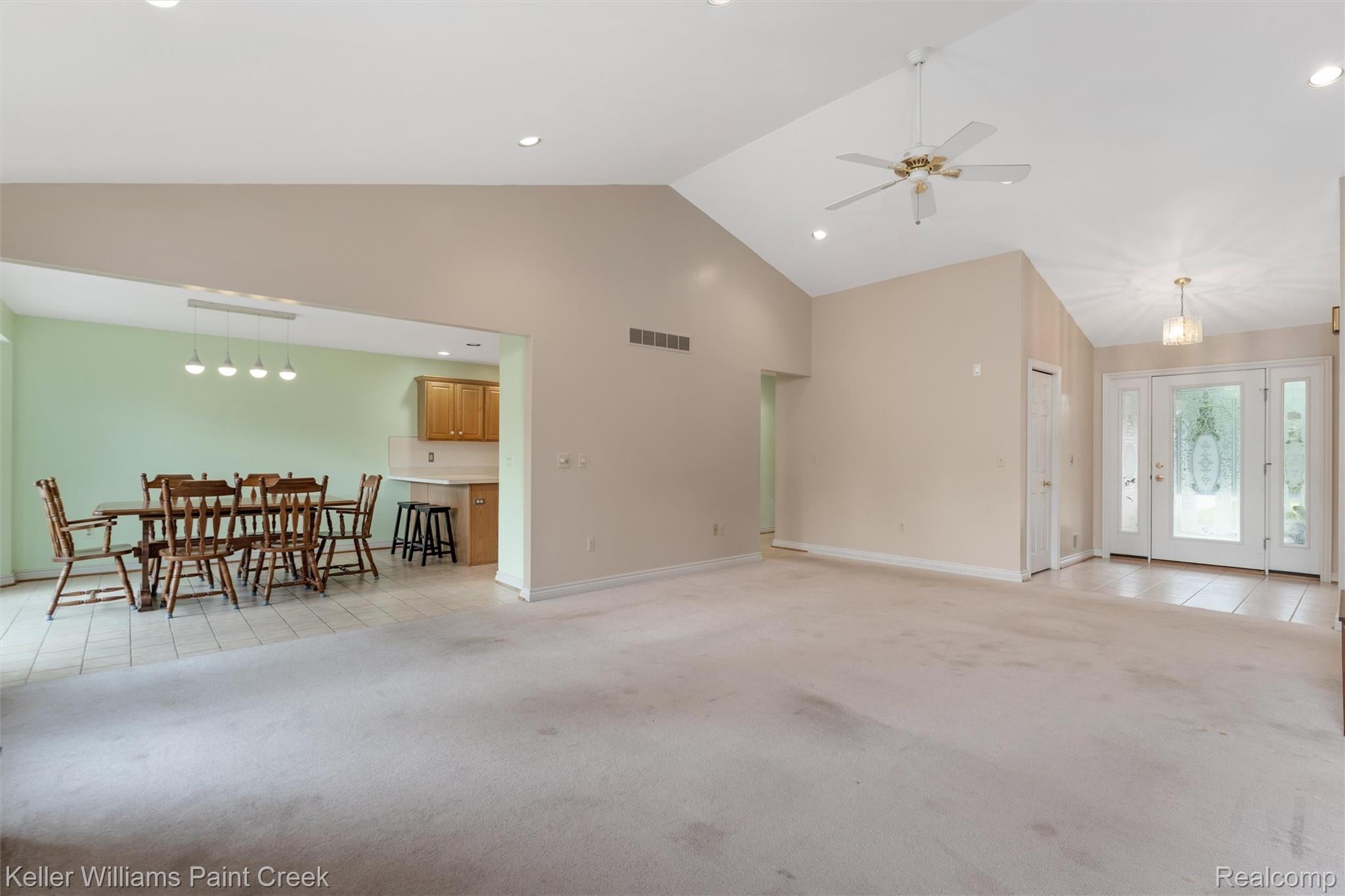 210 Mayfield