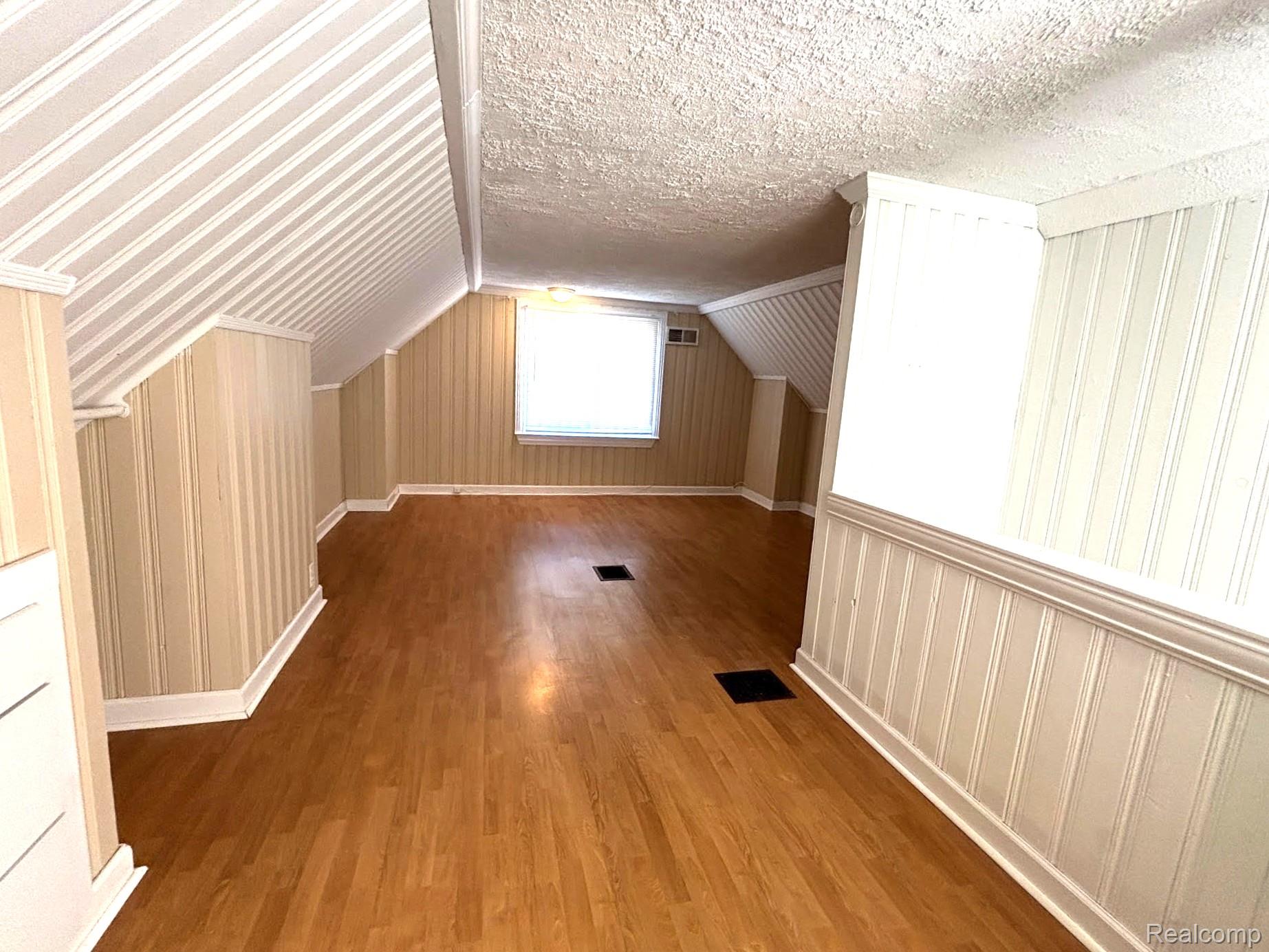 747 Gardendale Street