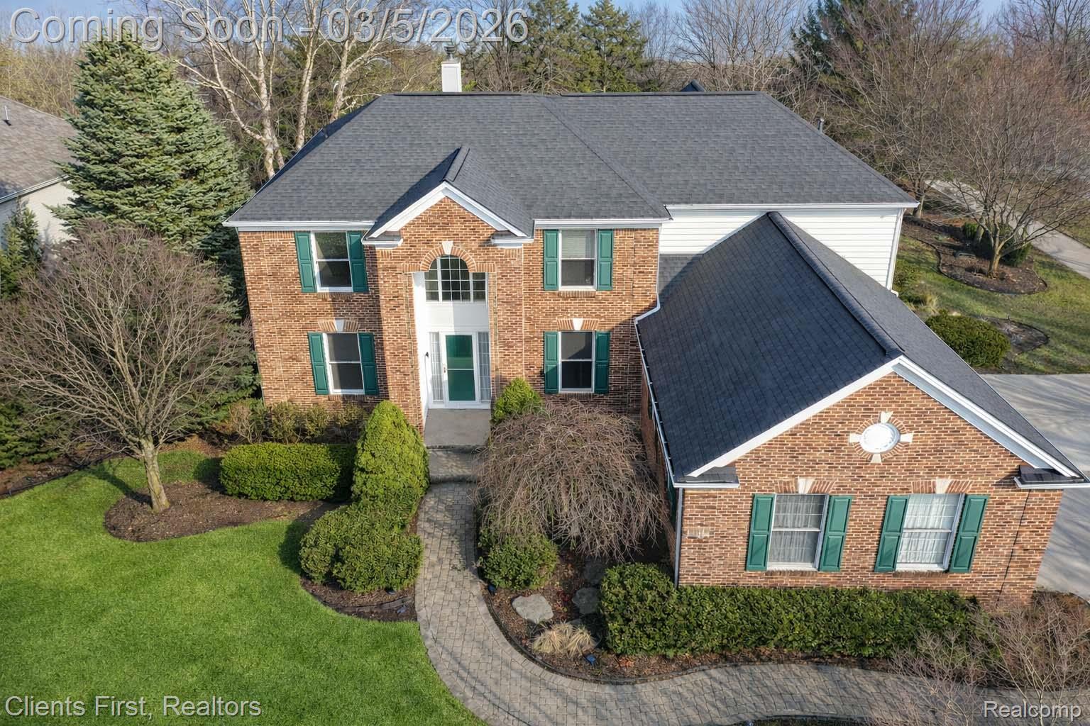 48318 Manhattan Circle