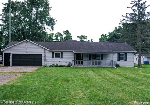 1565 W Rolston Road Linden City MI 48451