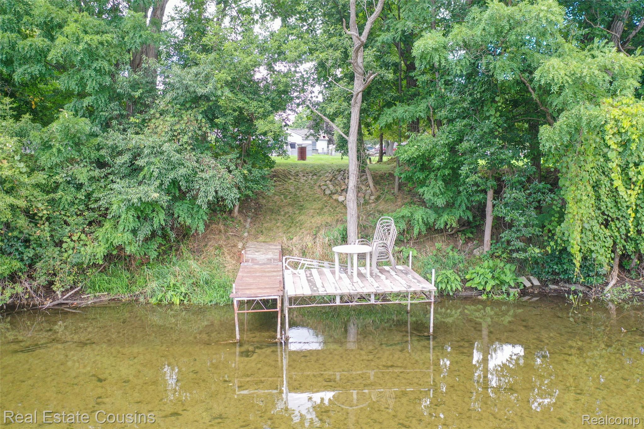 1565 W Rolston Road