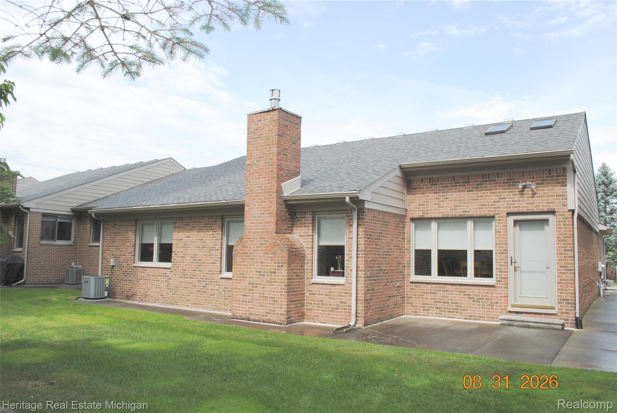 380 Walnut Drive
