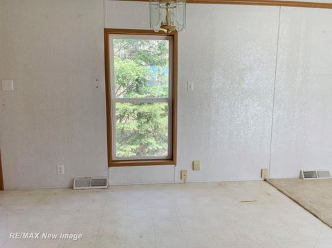 Tiny photo for 7100 Spring Lake Avenue, Freeman Township, MI 48632 (MLS # 61050208362)
