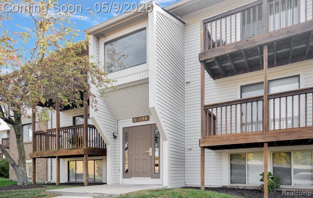30074 W 12 Mile Road 114