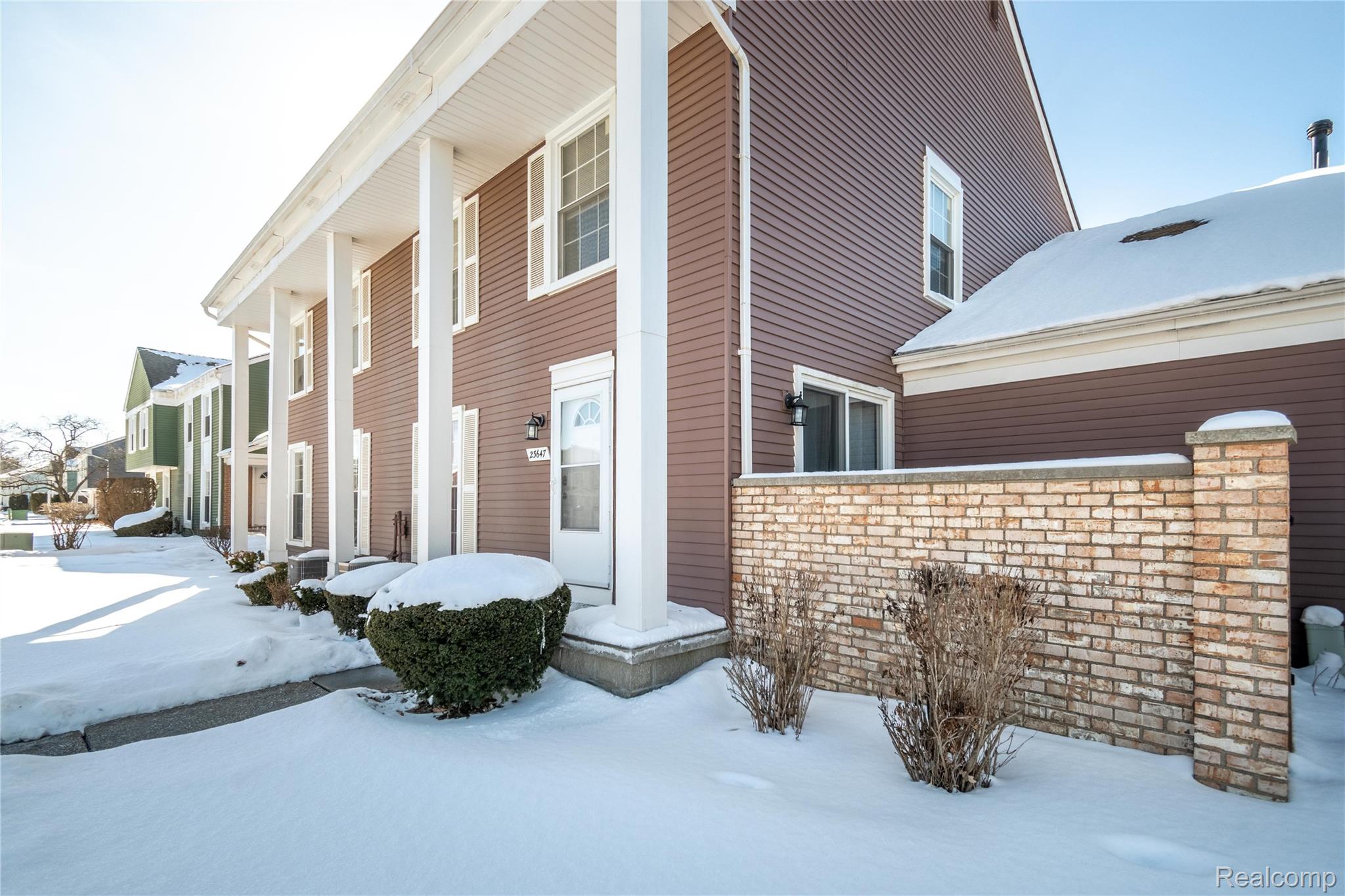 23647 Stonehenge Boulevard