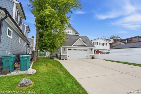 4824 Clinton Drive