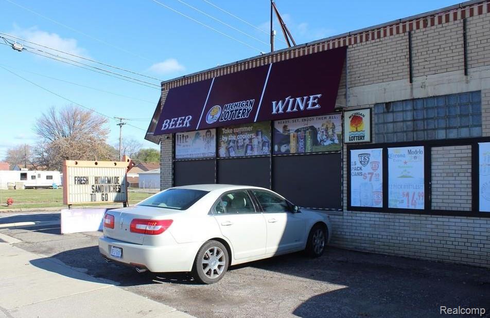 3355 Dix Highway