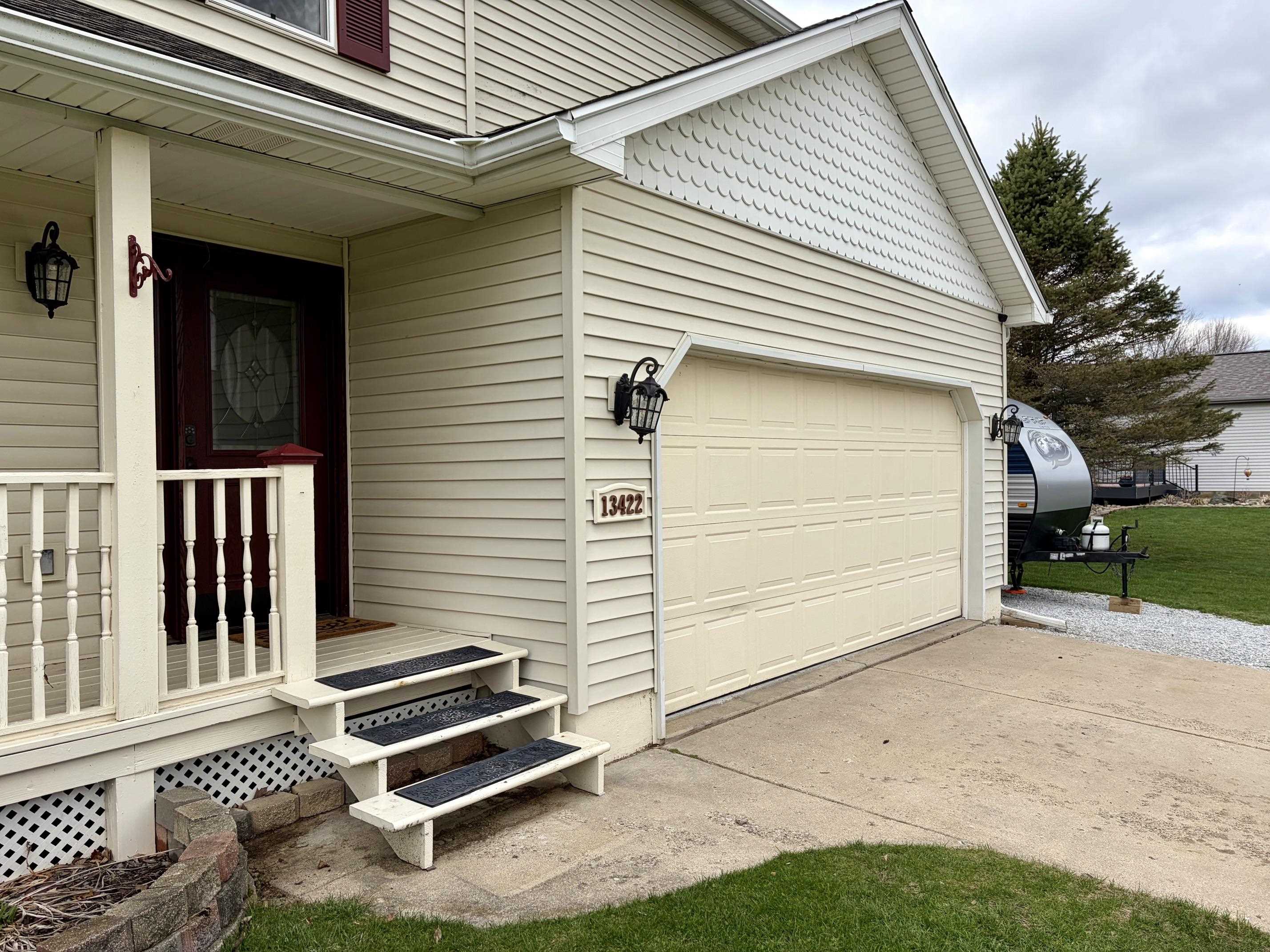 13422 Jennifer Drive