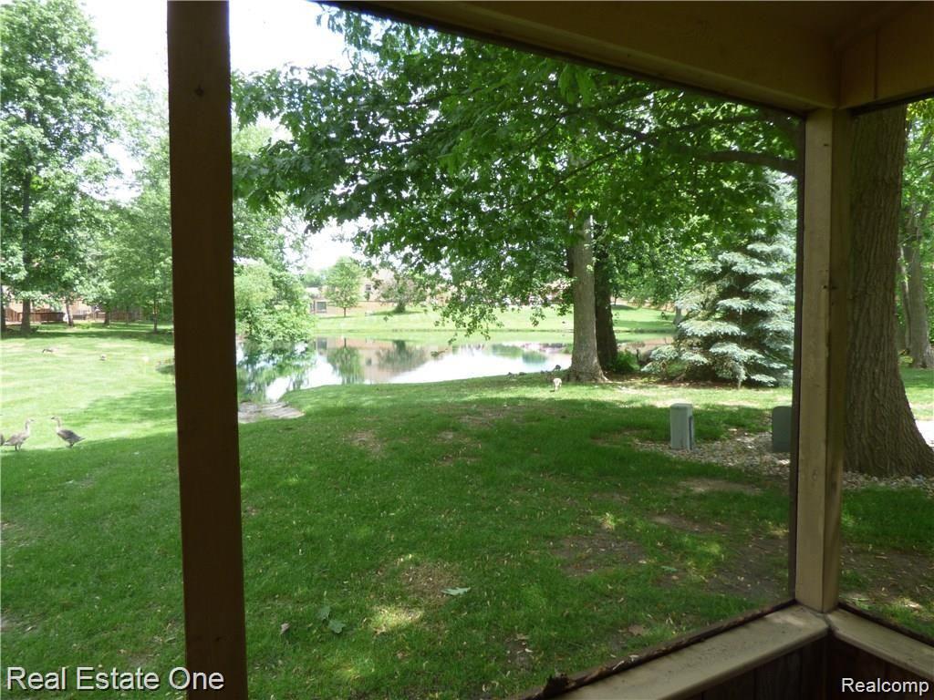 25748 LEXINGTON DR. 5