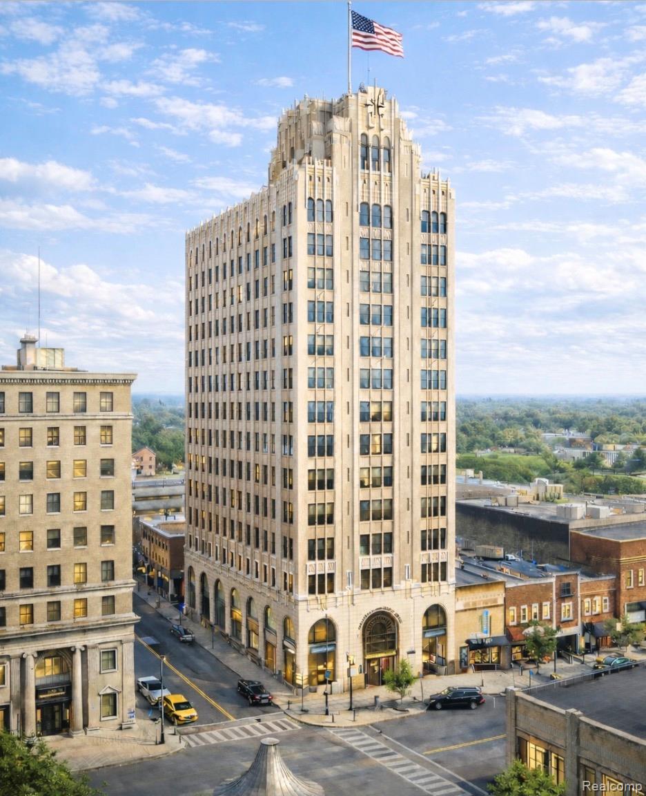 28 N Saginaw Street