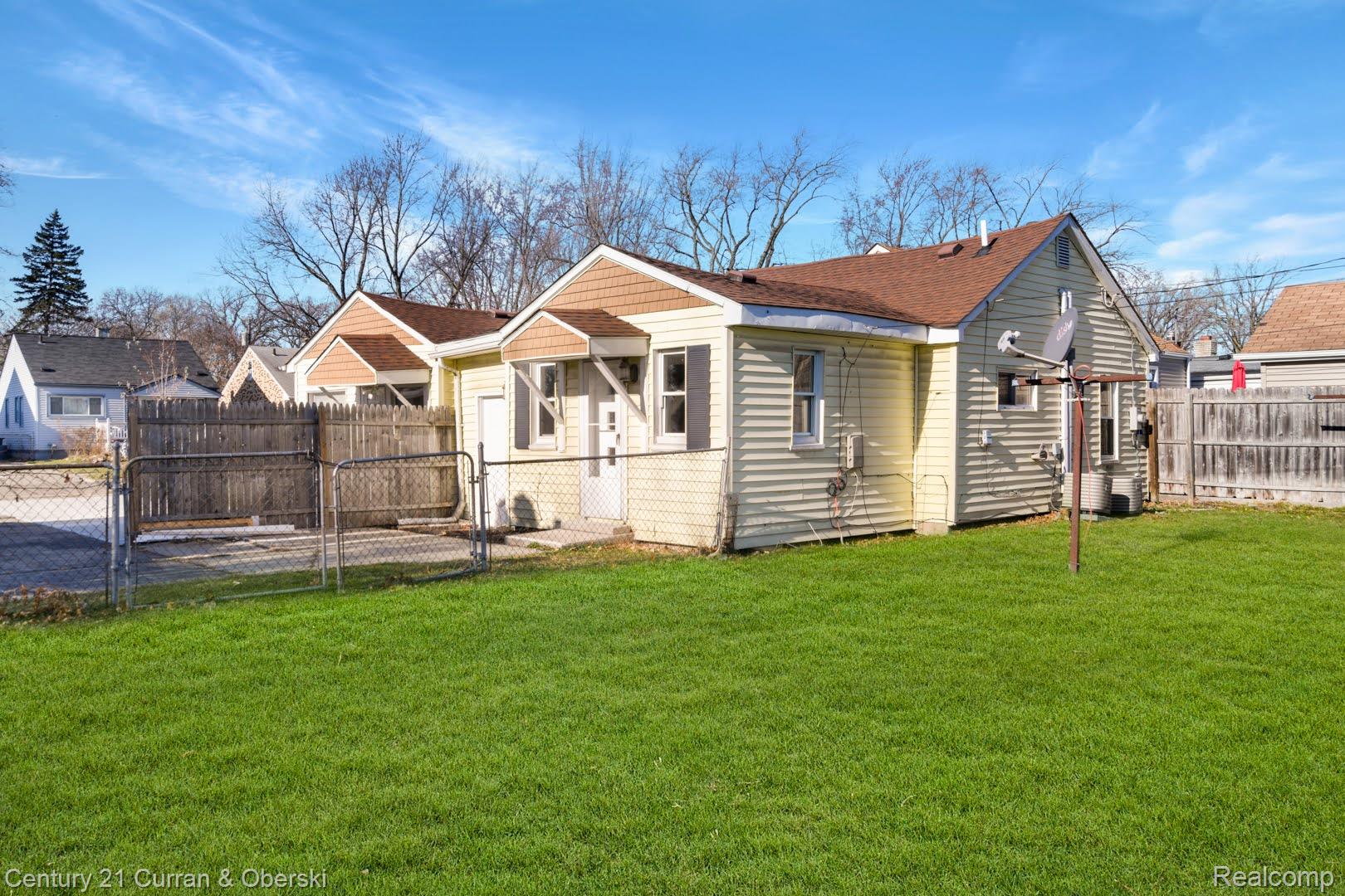 23720 Melville Avenue