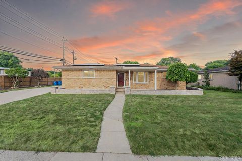 32930 Coventry Place Warren City MI 48093